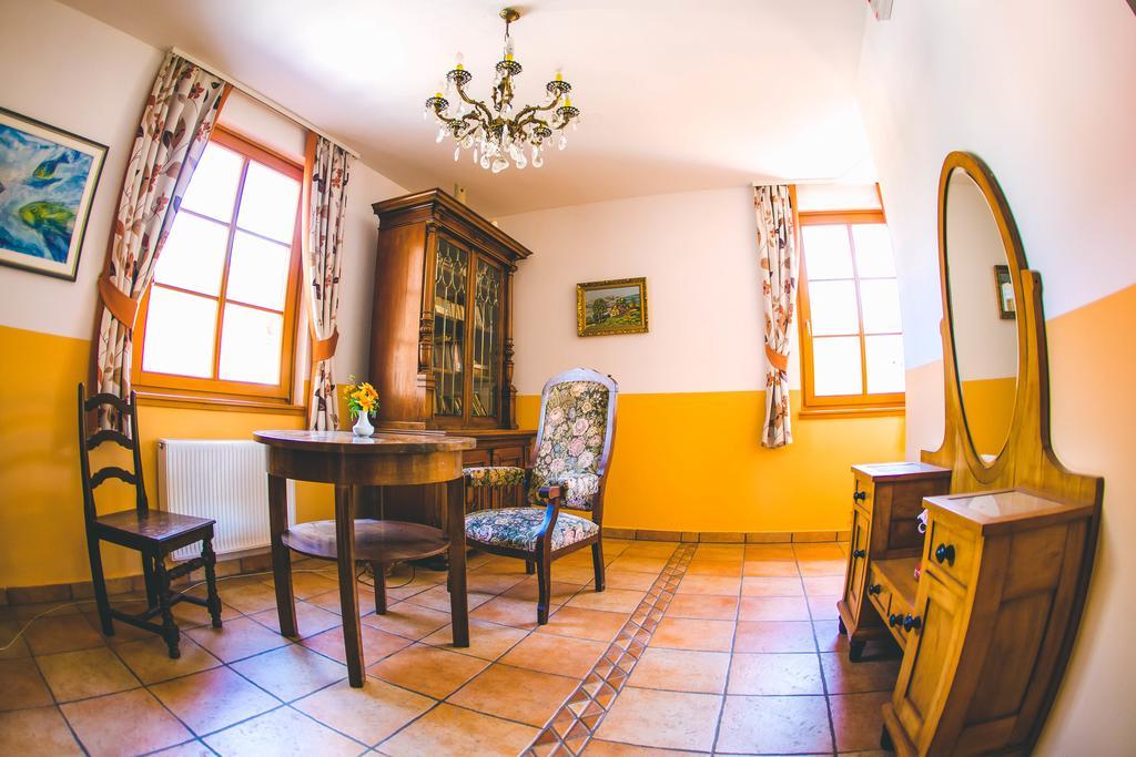 Osilnica Hotel Kovac מראה חיצוני תמונה